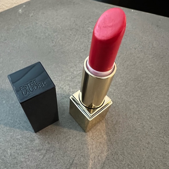 Like New! Estée Lauder Pure Color Envy Lipstick 💄 Boldface 332 - Picture 4 of 8
